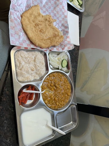 Photo of Platinum Pizza & Curry House - 8910 120 St Unit 103, Surrey, BC V3V 4B4